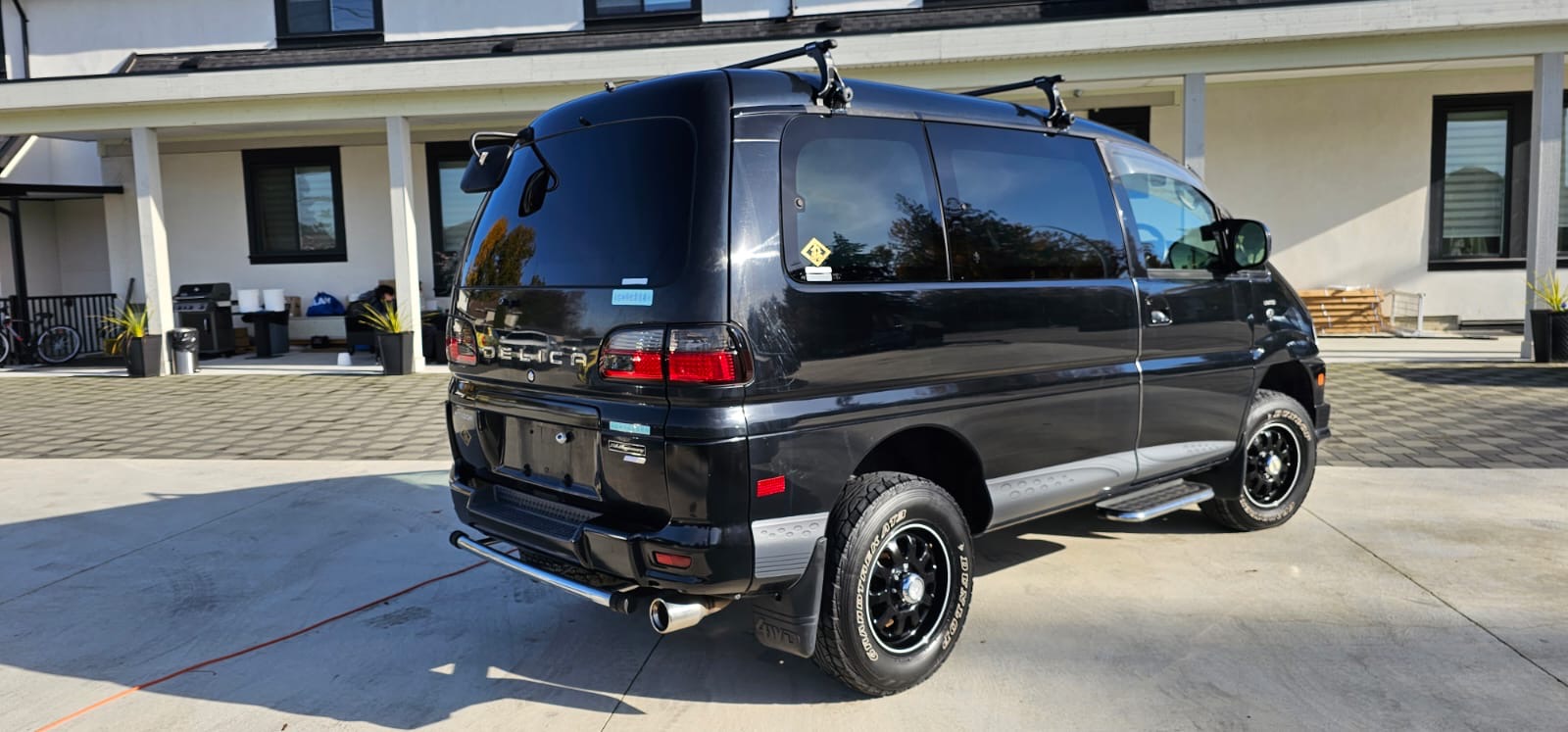 Mitsubishi Delica JDM import off-road ready performance