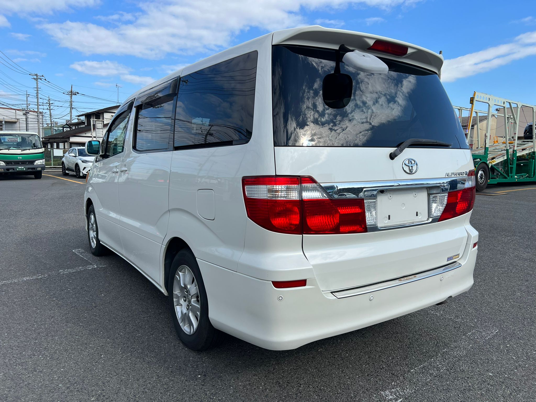 Toyota Alphard JDM import elegant design and comfort
