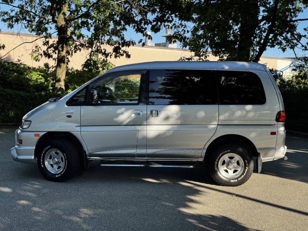 Mitsubishi Delica