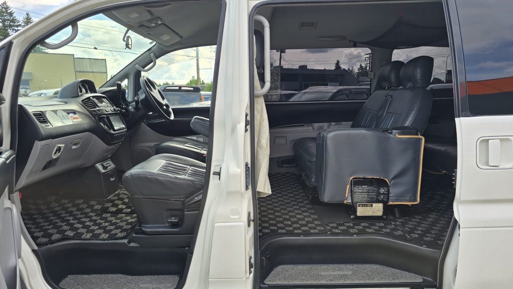 Mitsubishi Delica