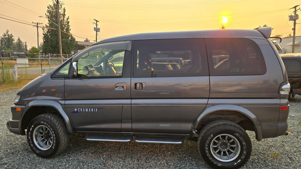 Mitsubishi Delica