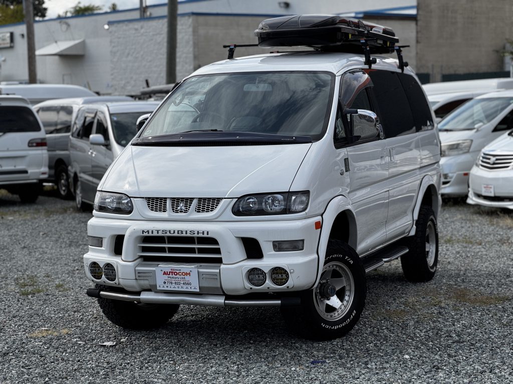 Mitsubishi Delica