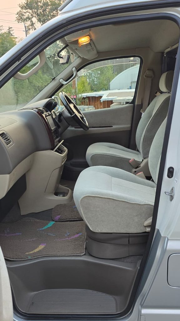 Toyota Grand-Hiace