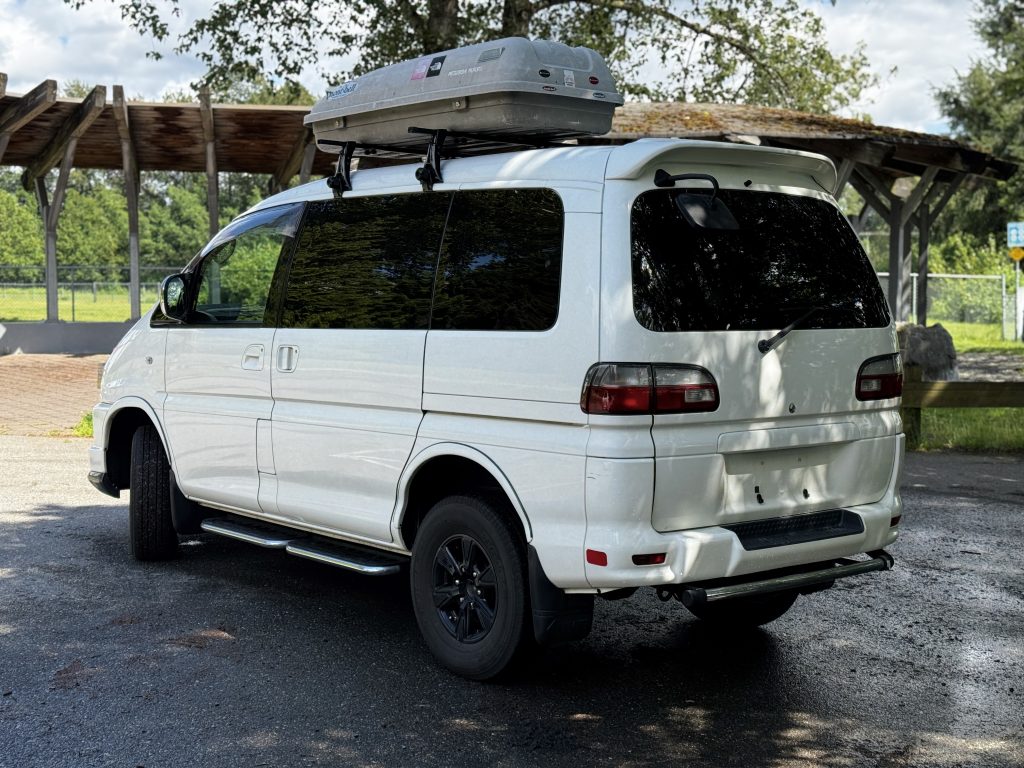 Mitsubishi Delica