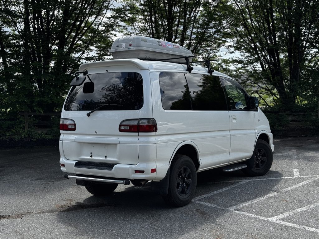 Mitsubishi Delica
