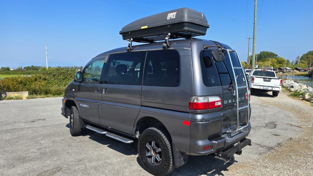 Mitsubishi Delica