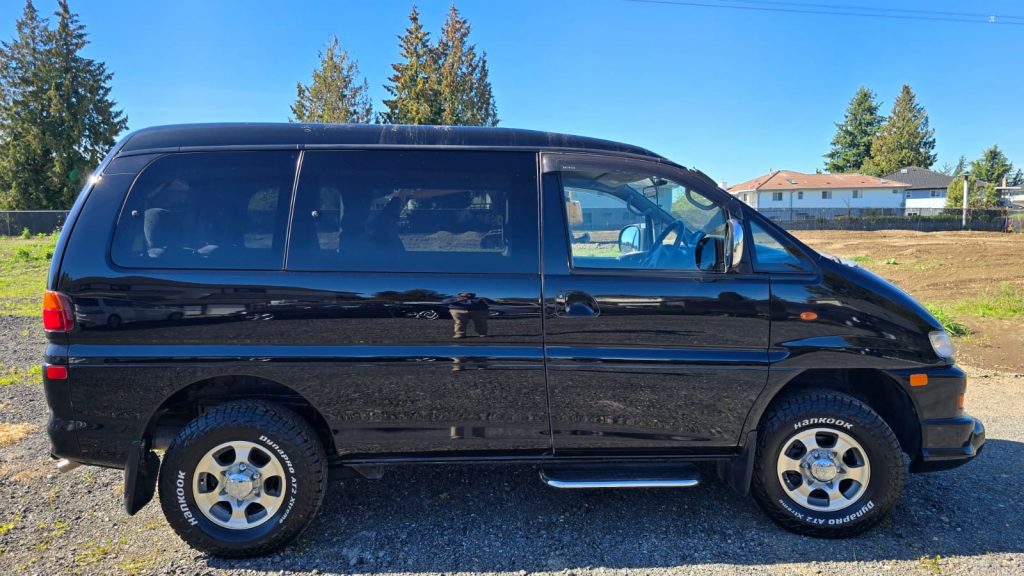 Mitsubishi Delica