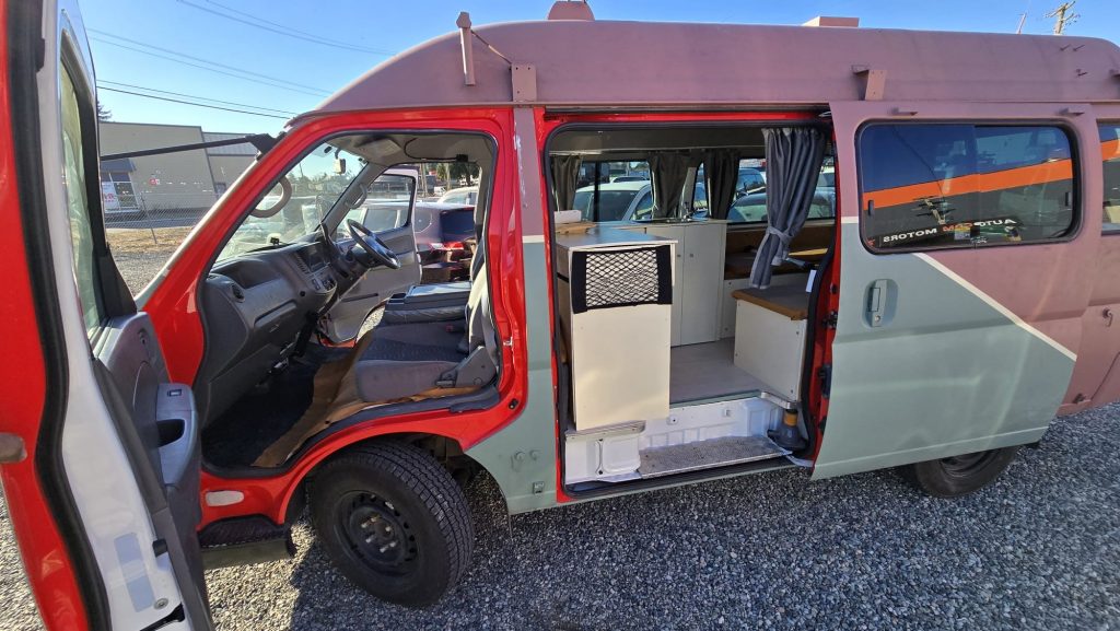 Nissan Caravan